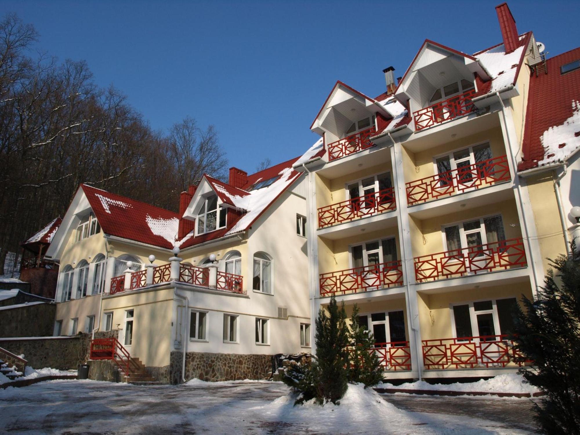 Закарпатский оздоровительный комплекс Солнечный Поляна Экстерьер фото